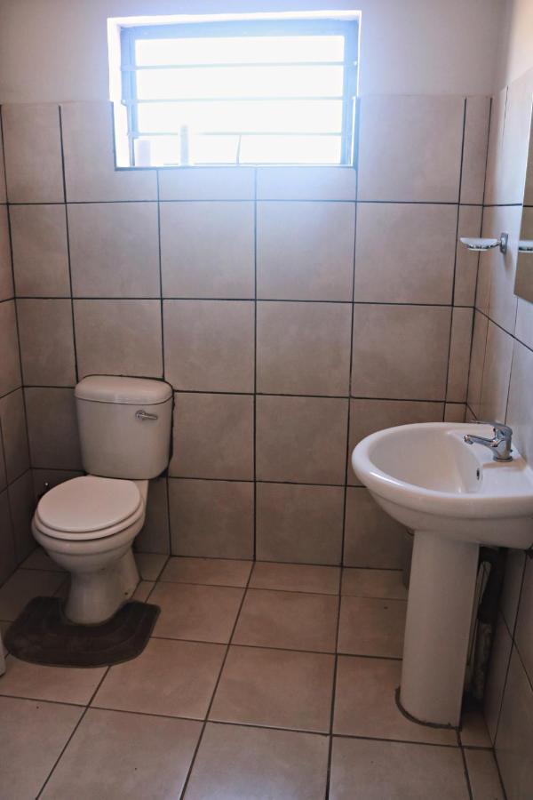 My Guesthouse Kimberley Kültér fotó