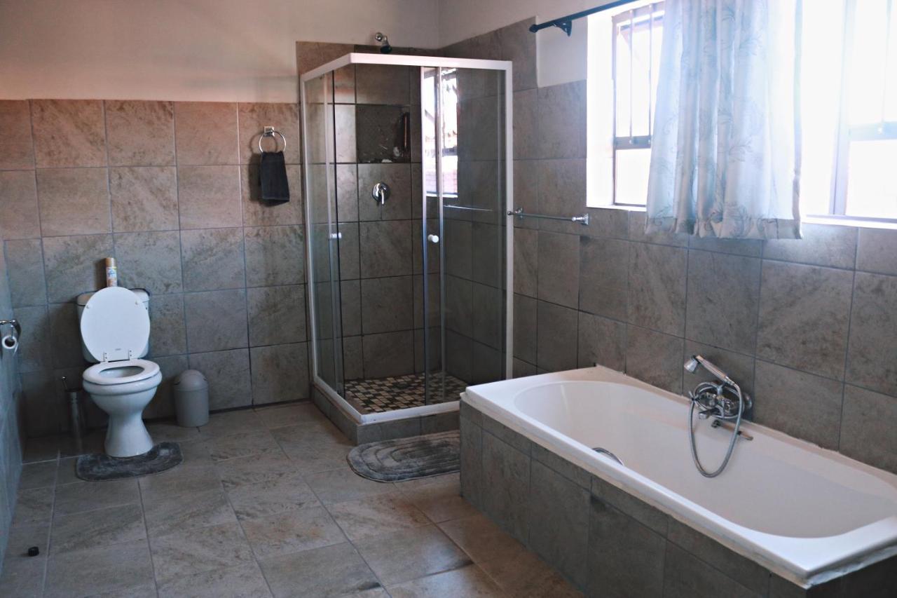 My Guesthouse Kimberley Kültér fotó